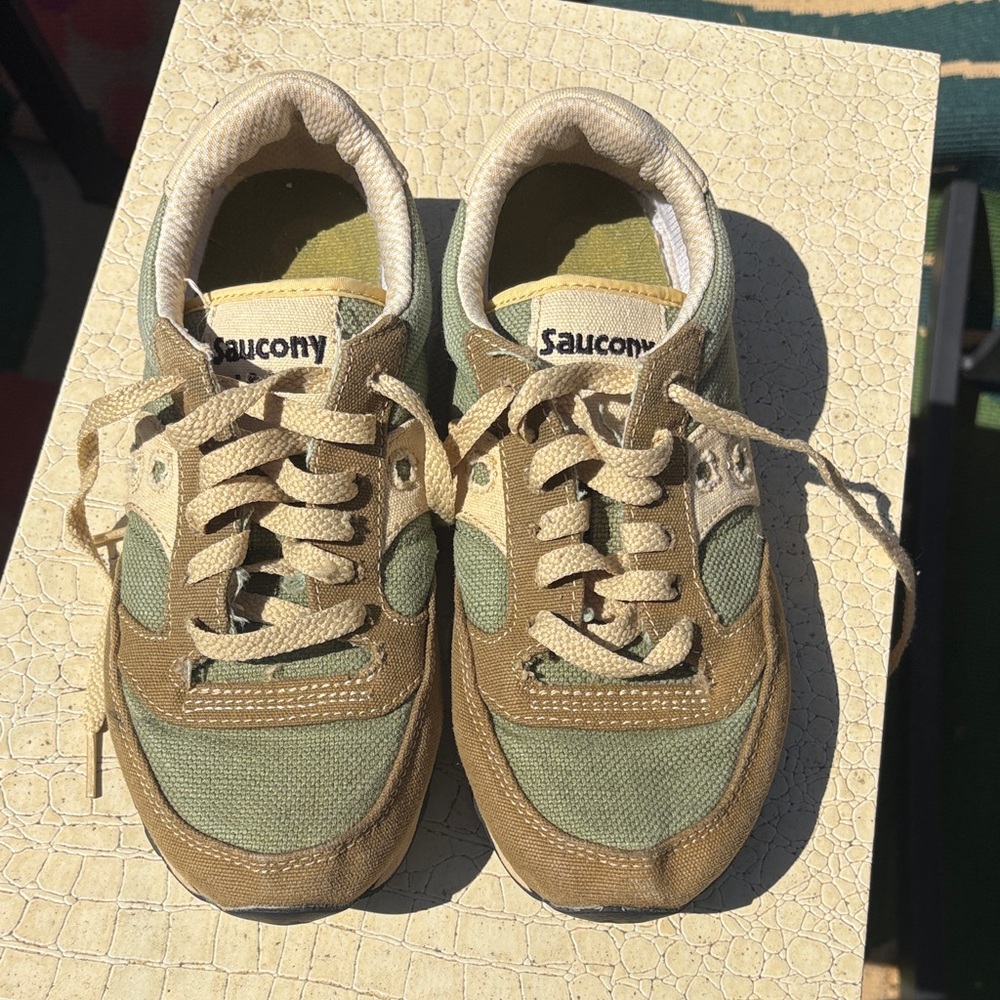 Saucony 7 jazz green shoes low